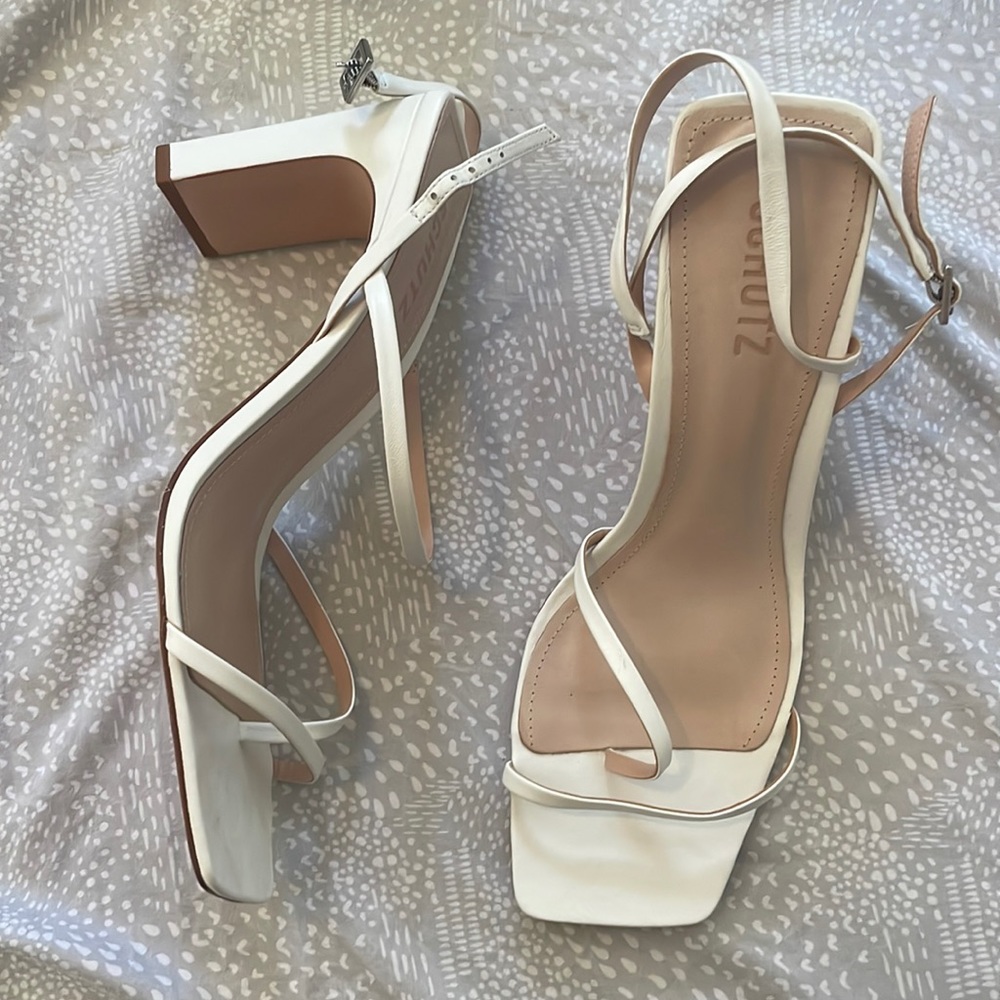 SCHUTZ white strappy heel